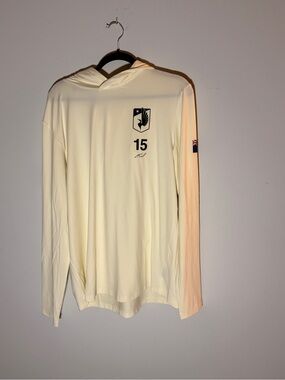 UNRL MNUFC Cream Hooded Long-Sleeve Shirt with Number 15 Michael Boxall